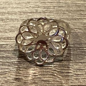 Silver flower ring